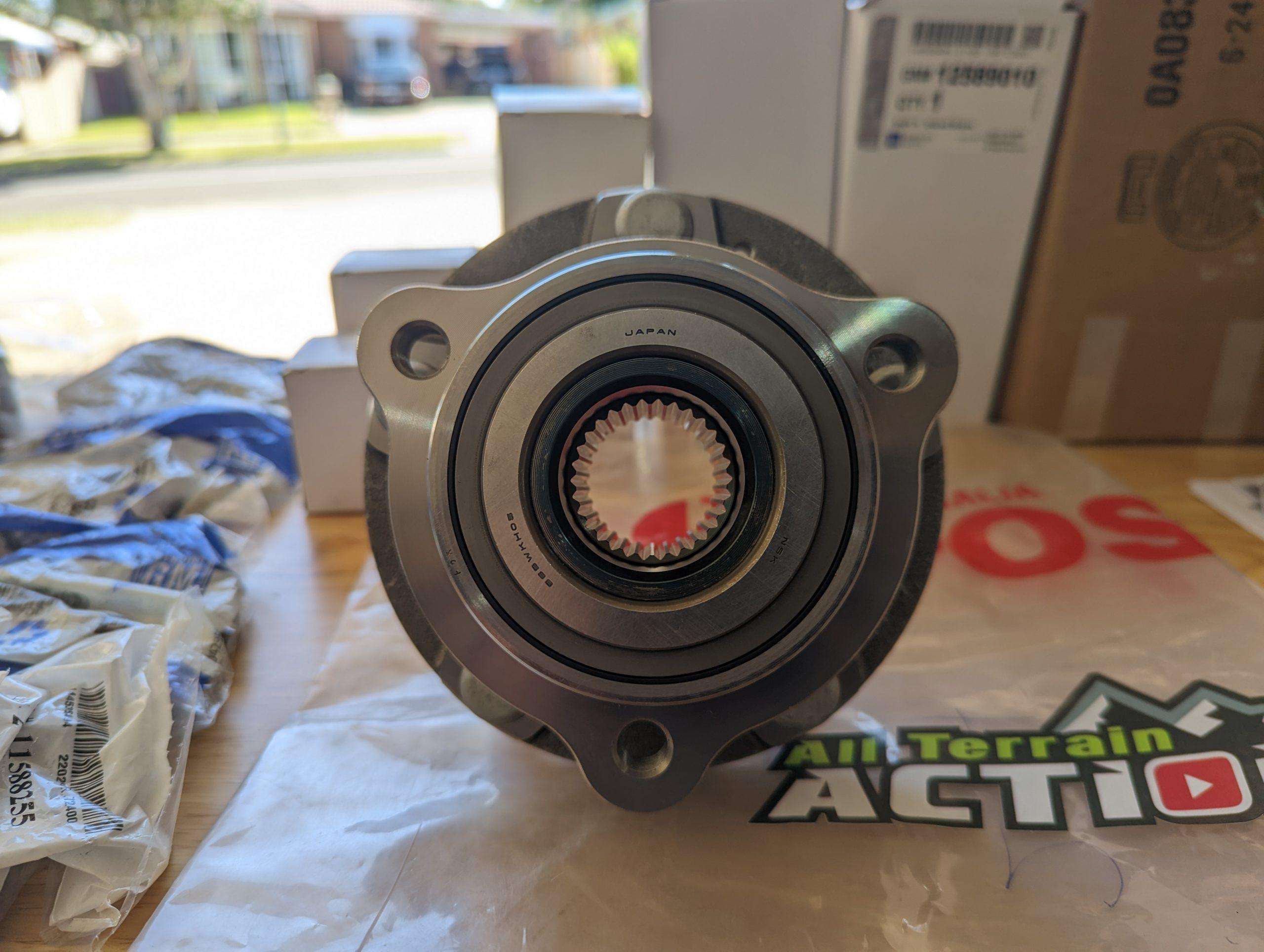 NSK FRONT SINGLE WHEEL BEARING HUB KIT HOLDEN ADVENTRA AWD