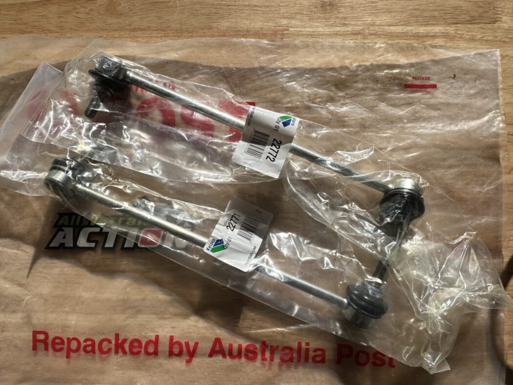 Kelpro Sway Bar Link 22772 & 22771 fits Holden Adventra VZ V6 V8