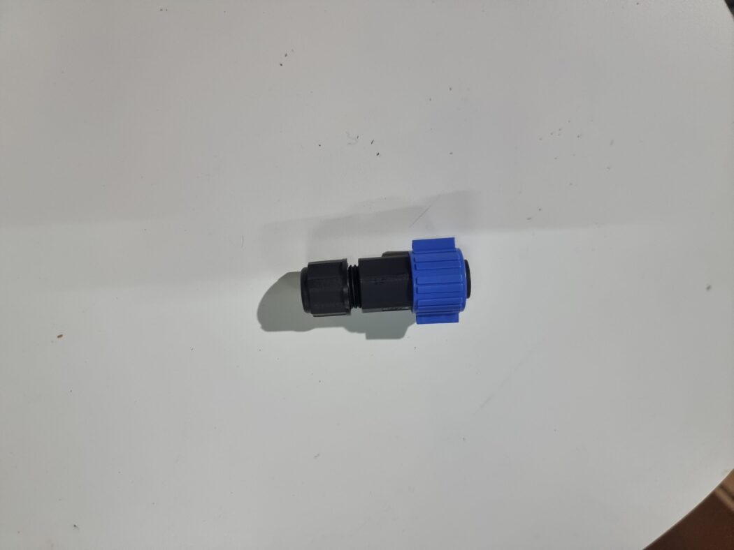 9 pin round water proof male connector